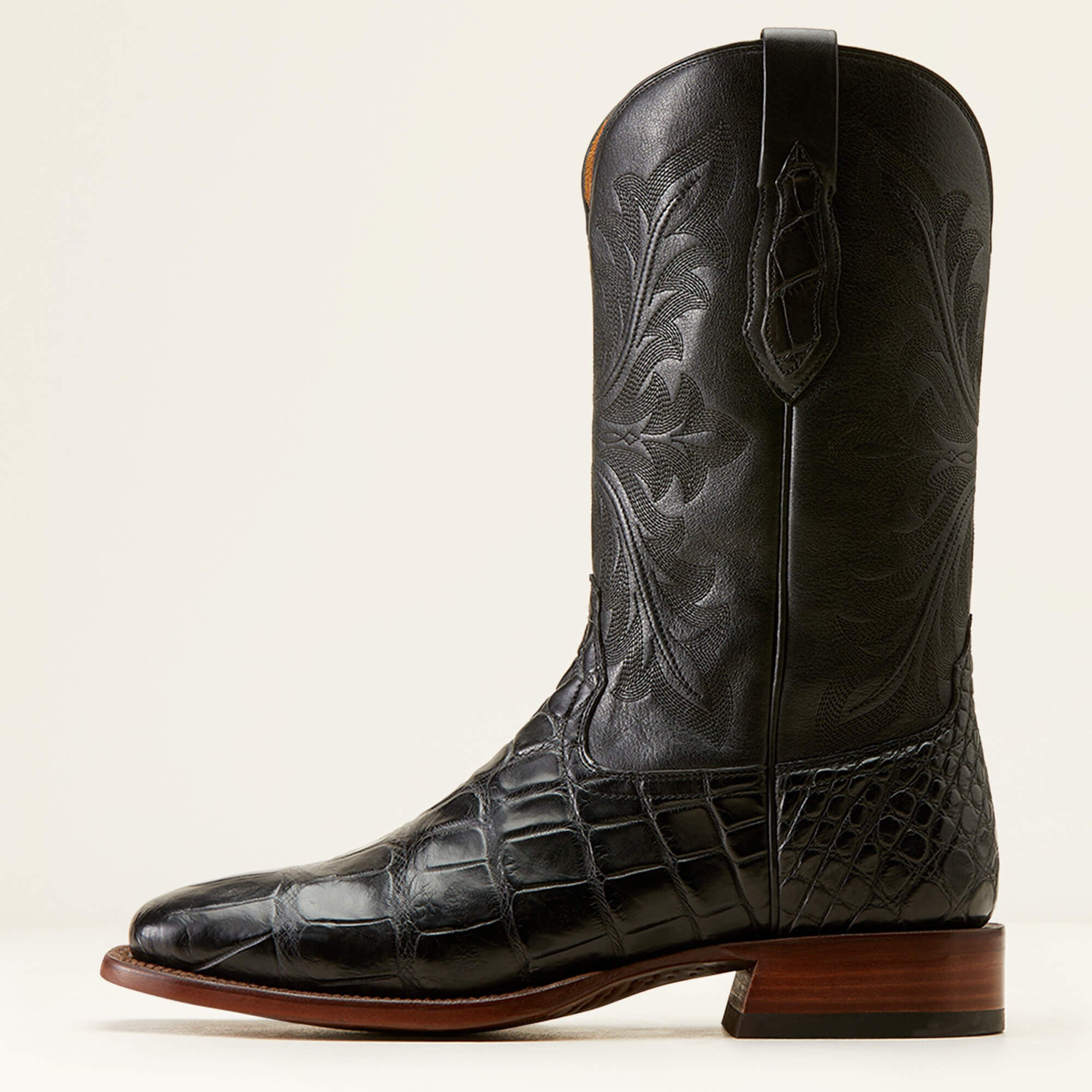 Ariat Bench Made Bassett Western Boot Men