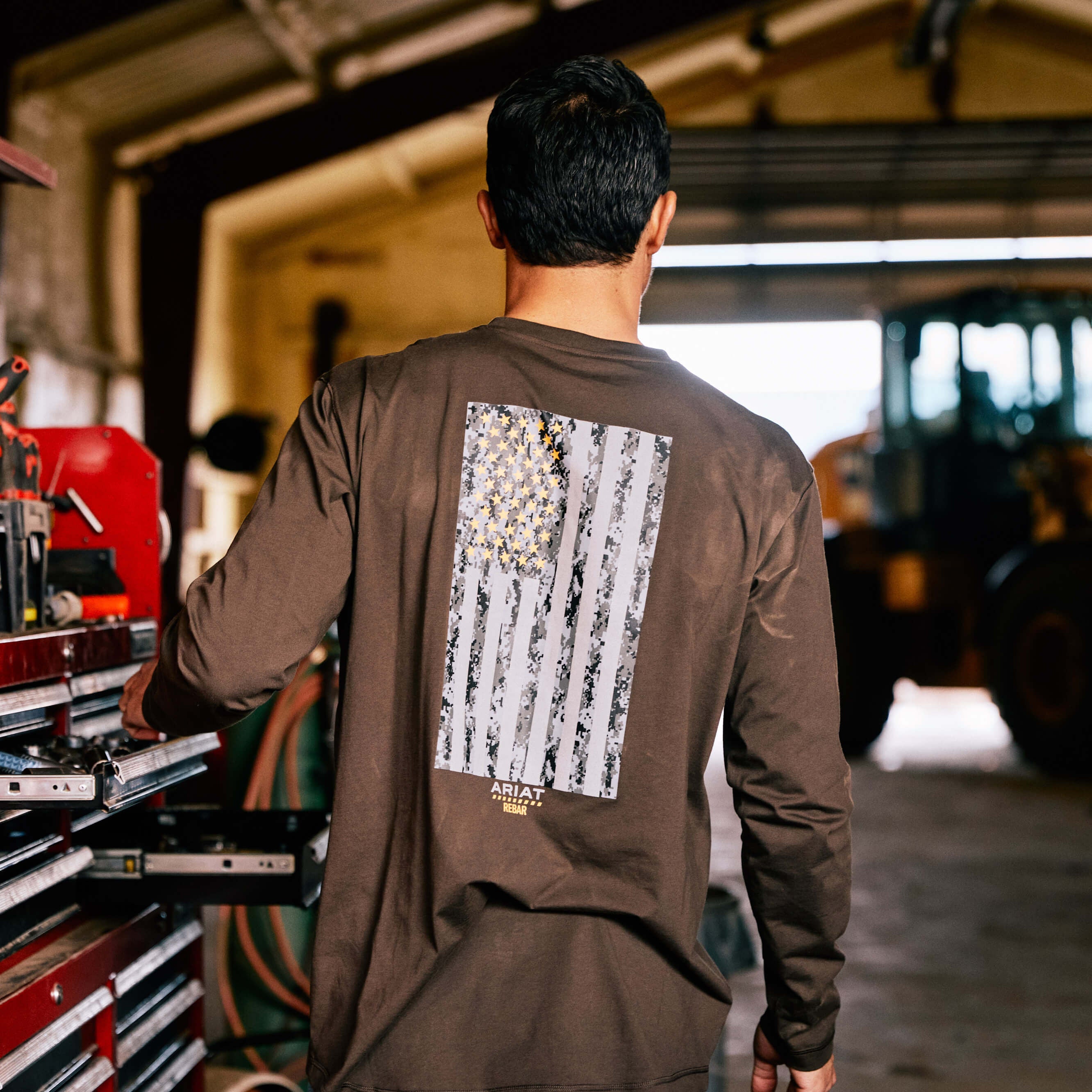 Ariat Rebar Workman Reflective Flag Graphic T-Shirt Men