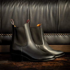 Ariat Bench Made Eleanor Almond Toe Chelsea Boot Women