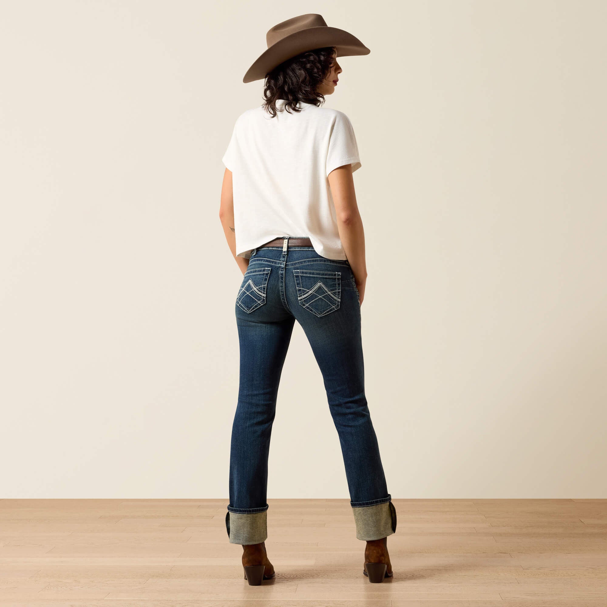 Ariat R.E.A.L. Mid Rise Stretch Icon Stackable Straight Leg Jean Women|Trends