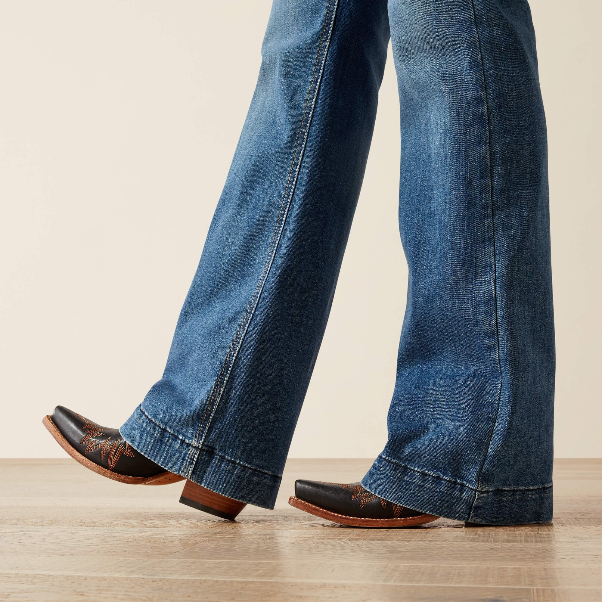 Ariat Perfect Rise Isabelle Wide Trouser Jeans Women|Trends