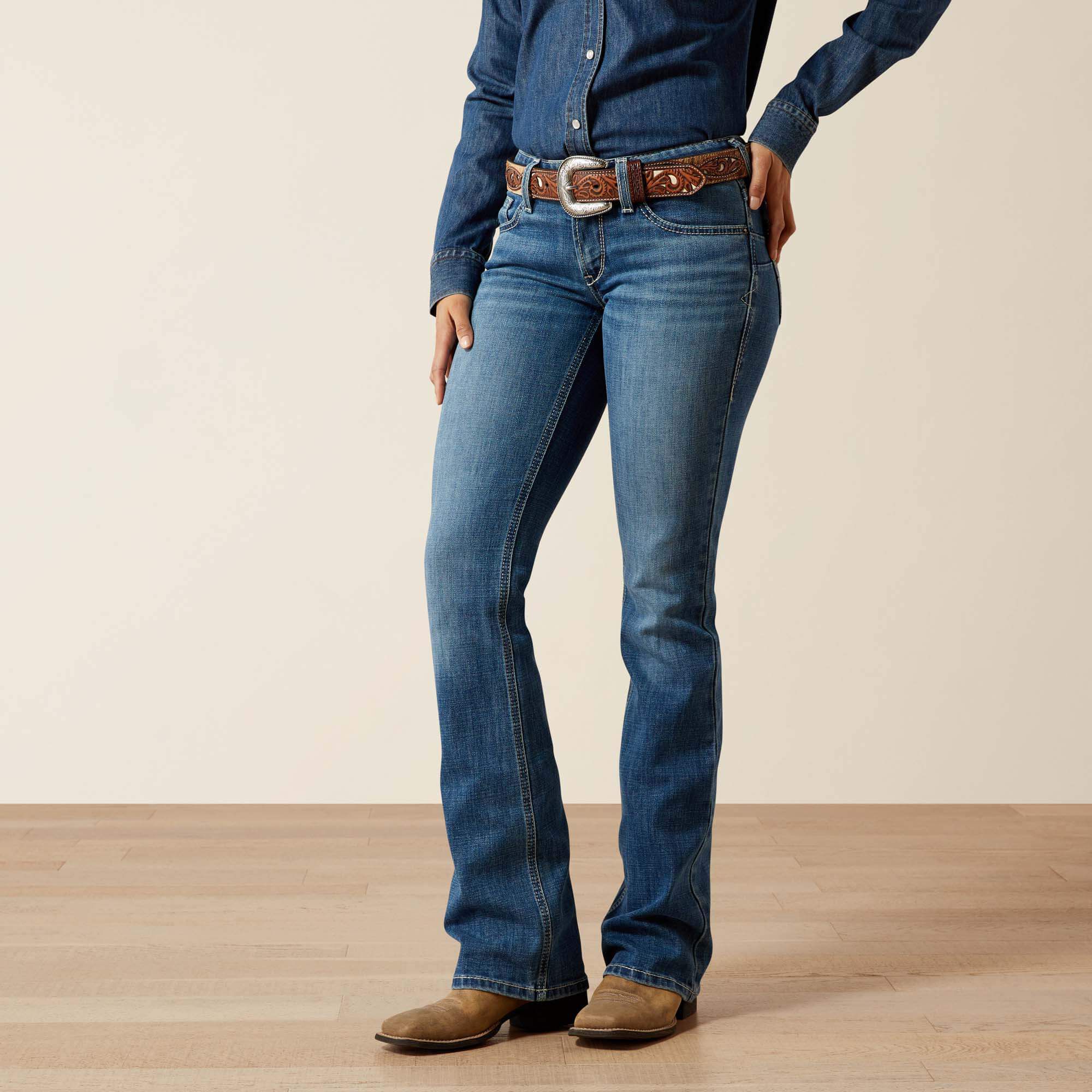 Ariat Mid Rise Aisha Boot Cut Jean Women|Trends