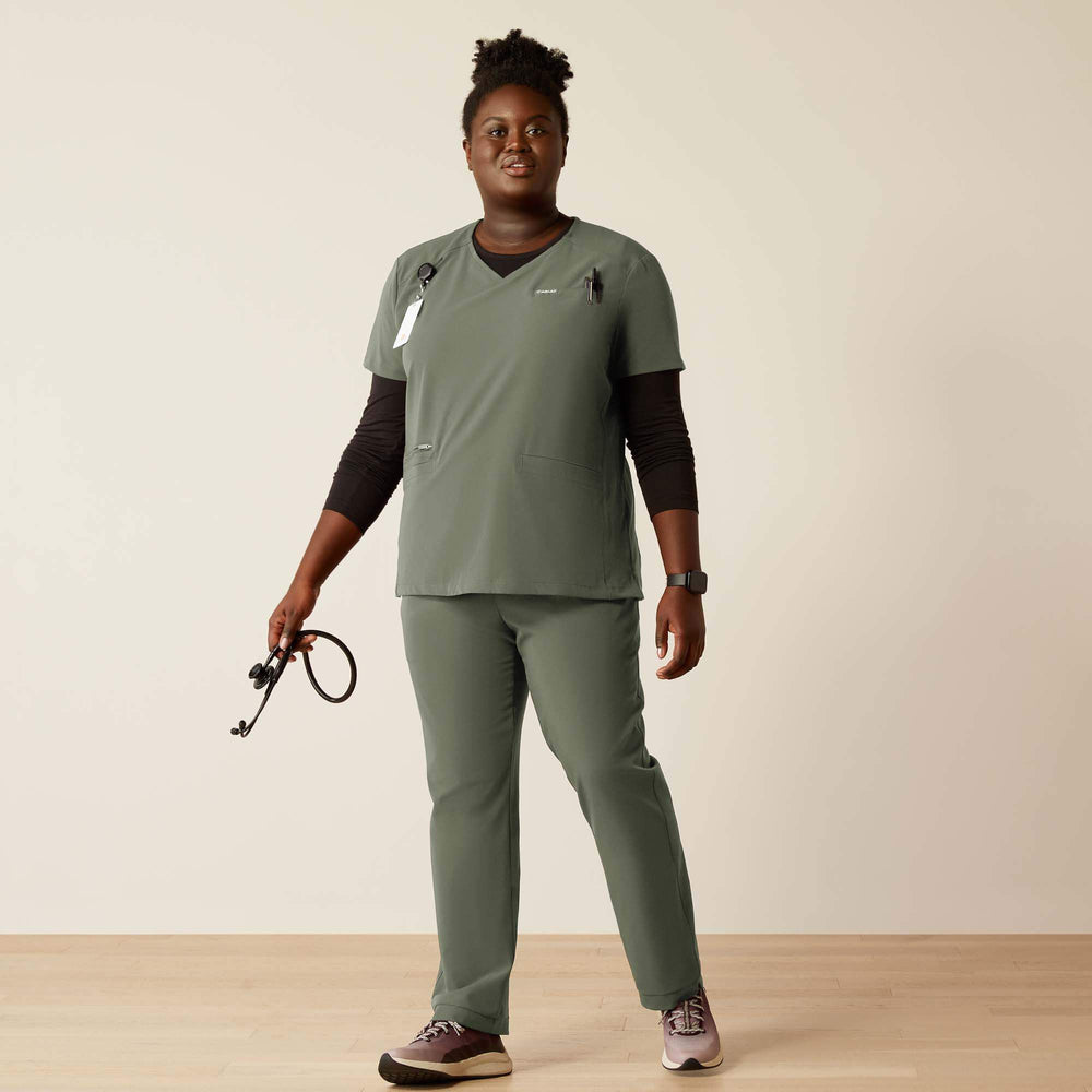 Ariat Clara 6 Pocket Scrub Top Women
