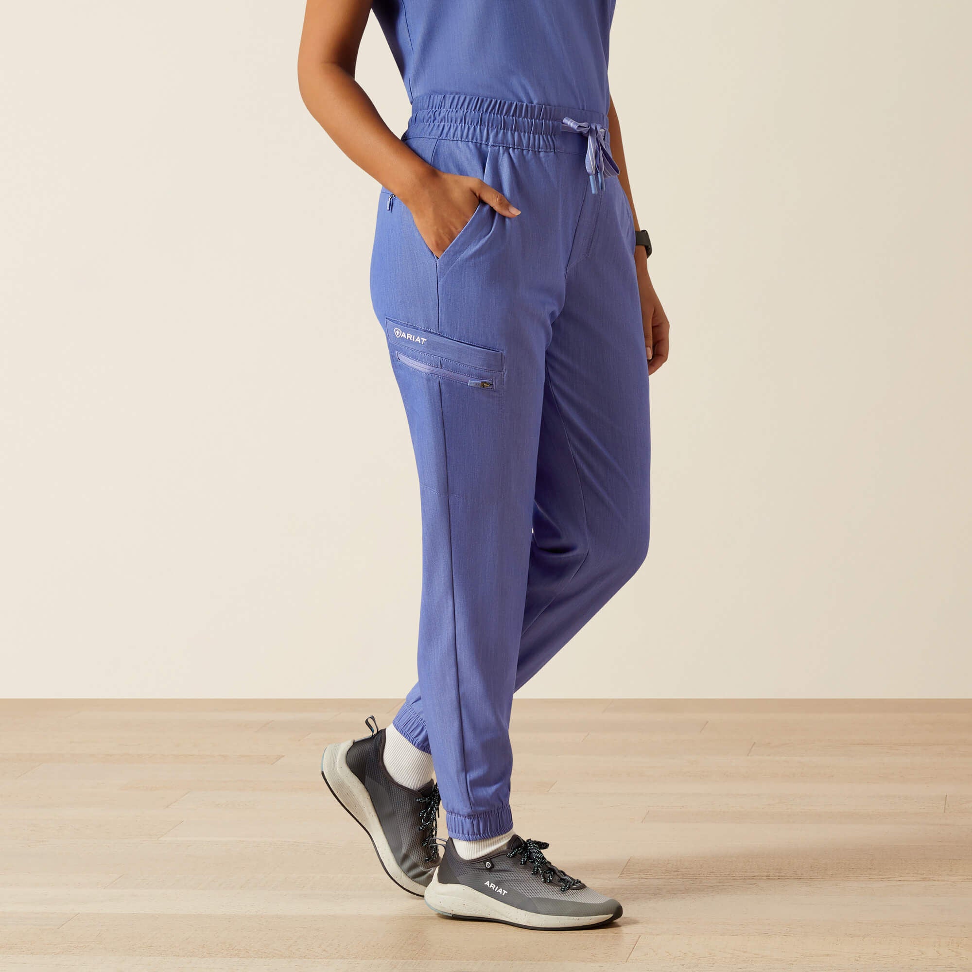 Ariat Blackwell Cargo Stretch Jogger Scrub Pant Women