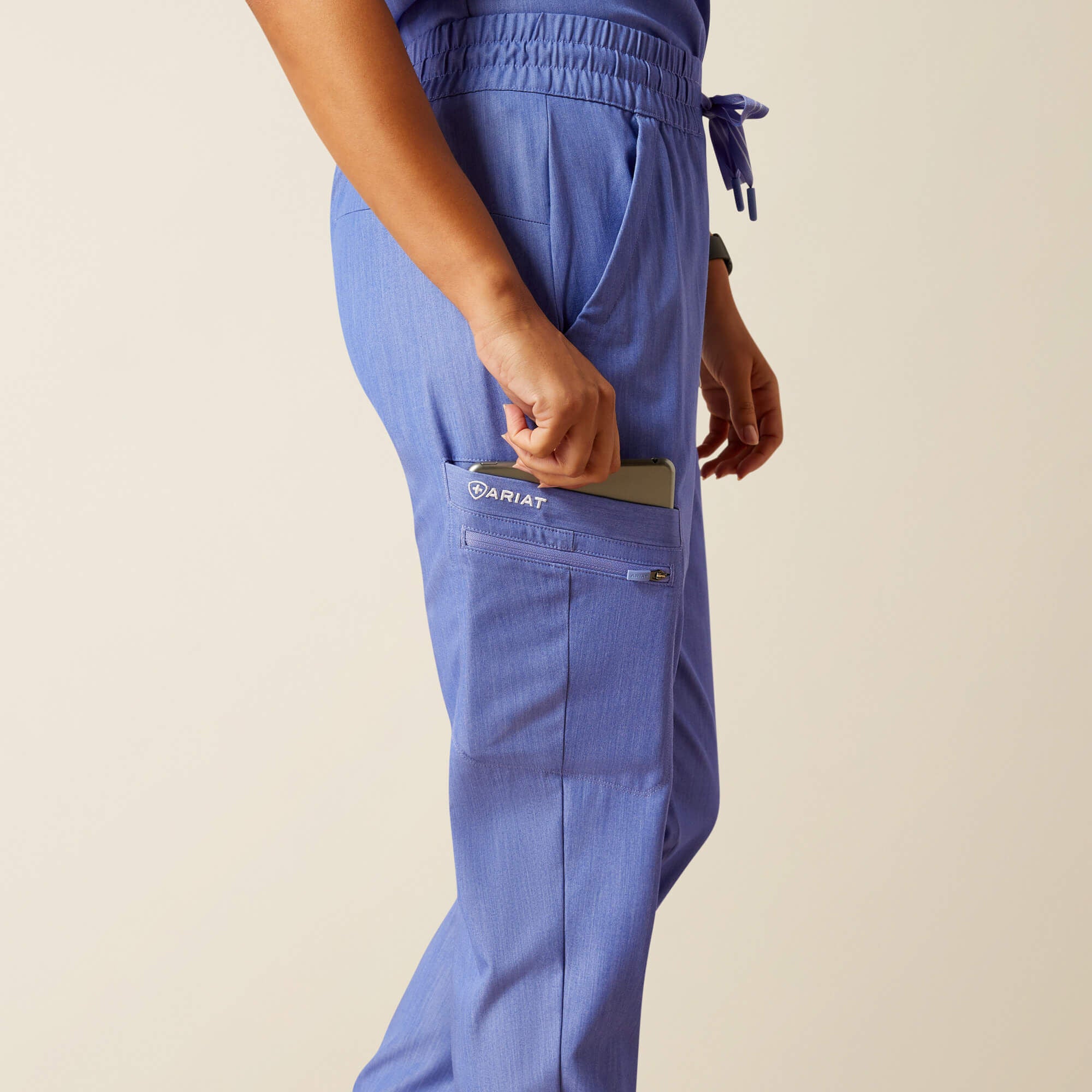 Ariat Blackwell Cargo Stretch Jogger Scrub Pant Women