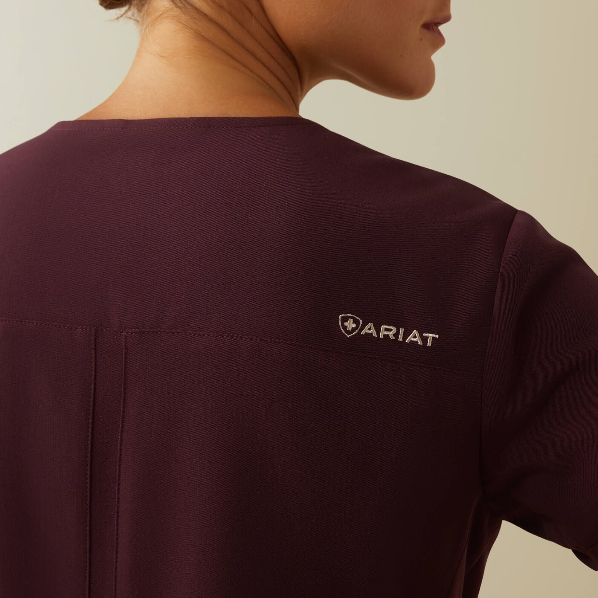 Ariat Clara 6 Pocket Scrub Top Women