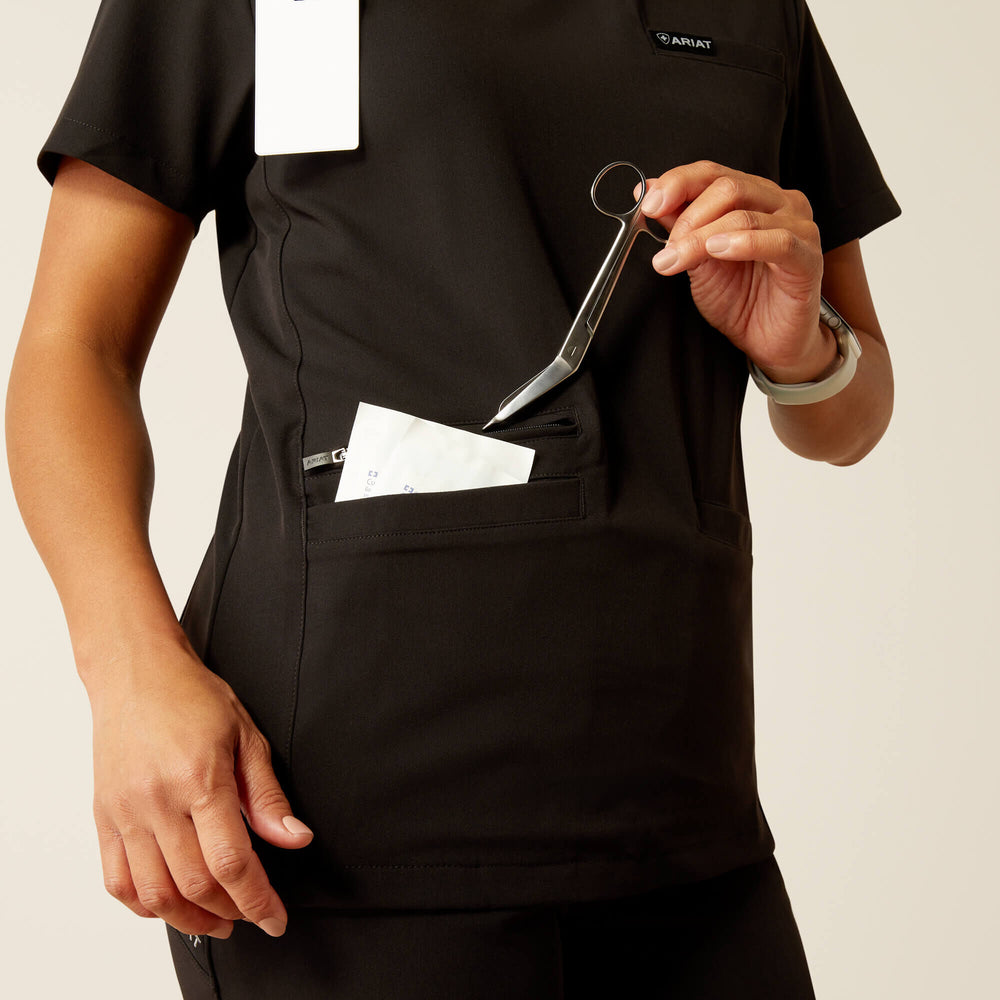 Ariat Clara 6 Pocket Scrub Top Women