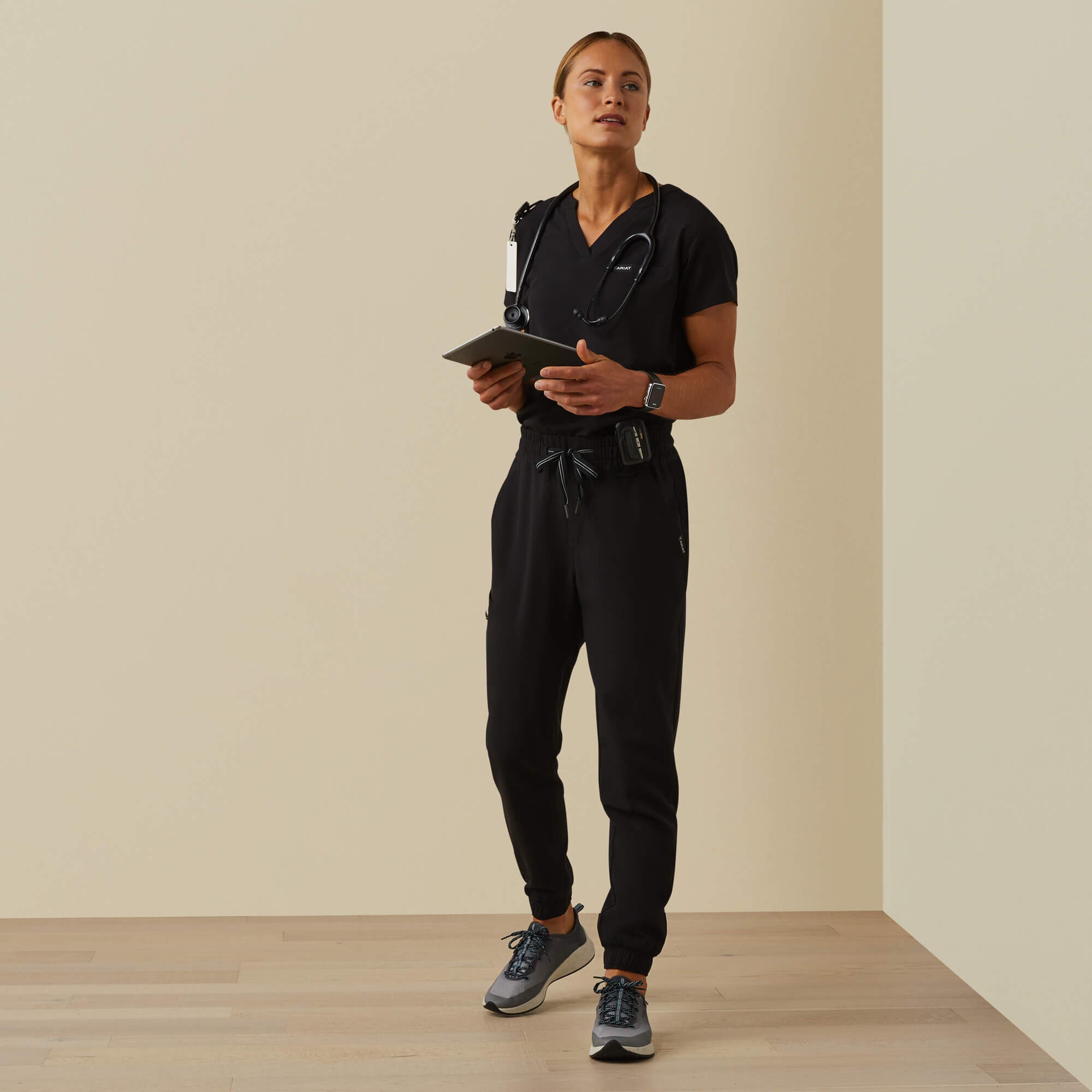 Ariat Eliza Fashion Scrub Top Women