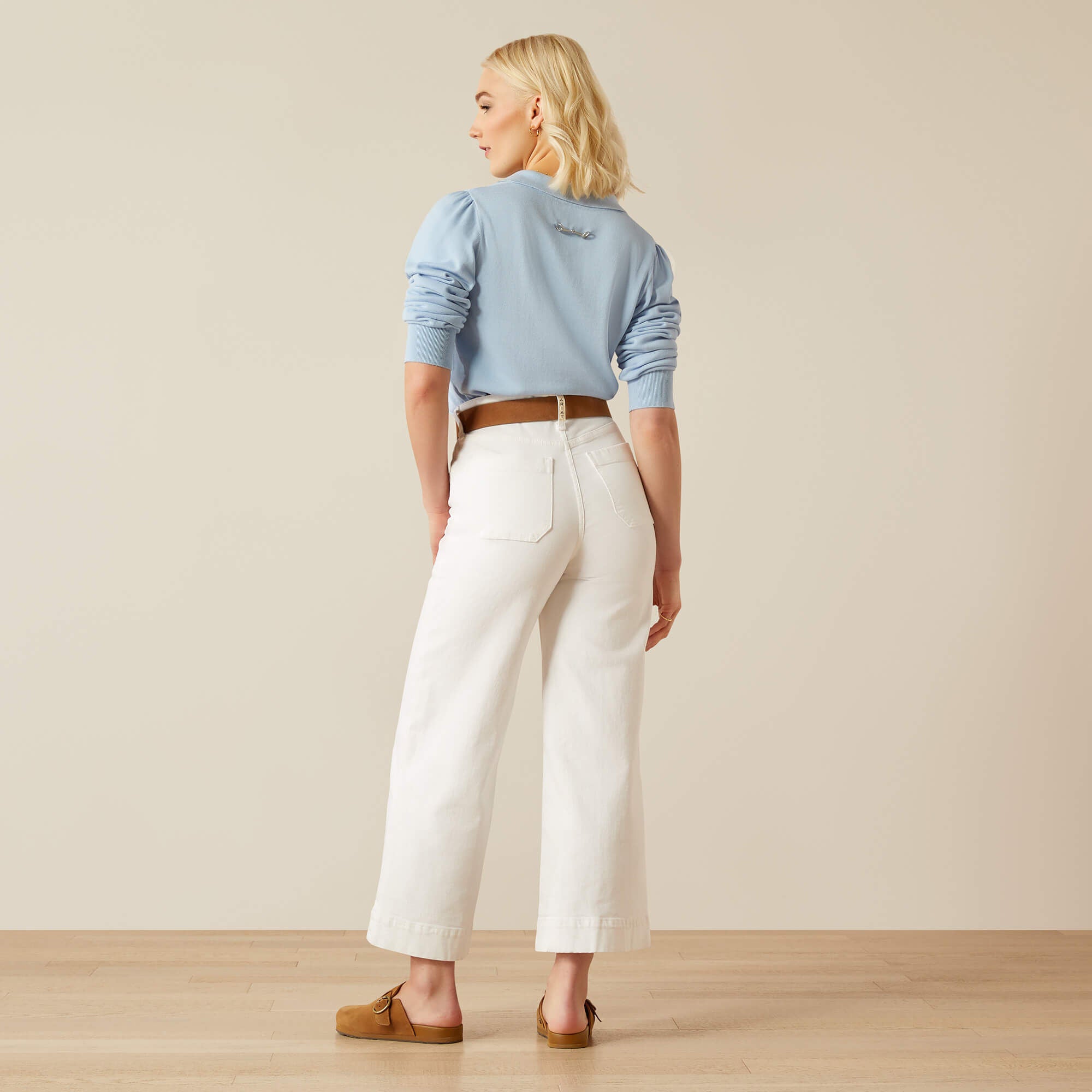 Ariat Ultra High Rise Countryside Wide Leg Crop Jeans Trends