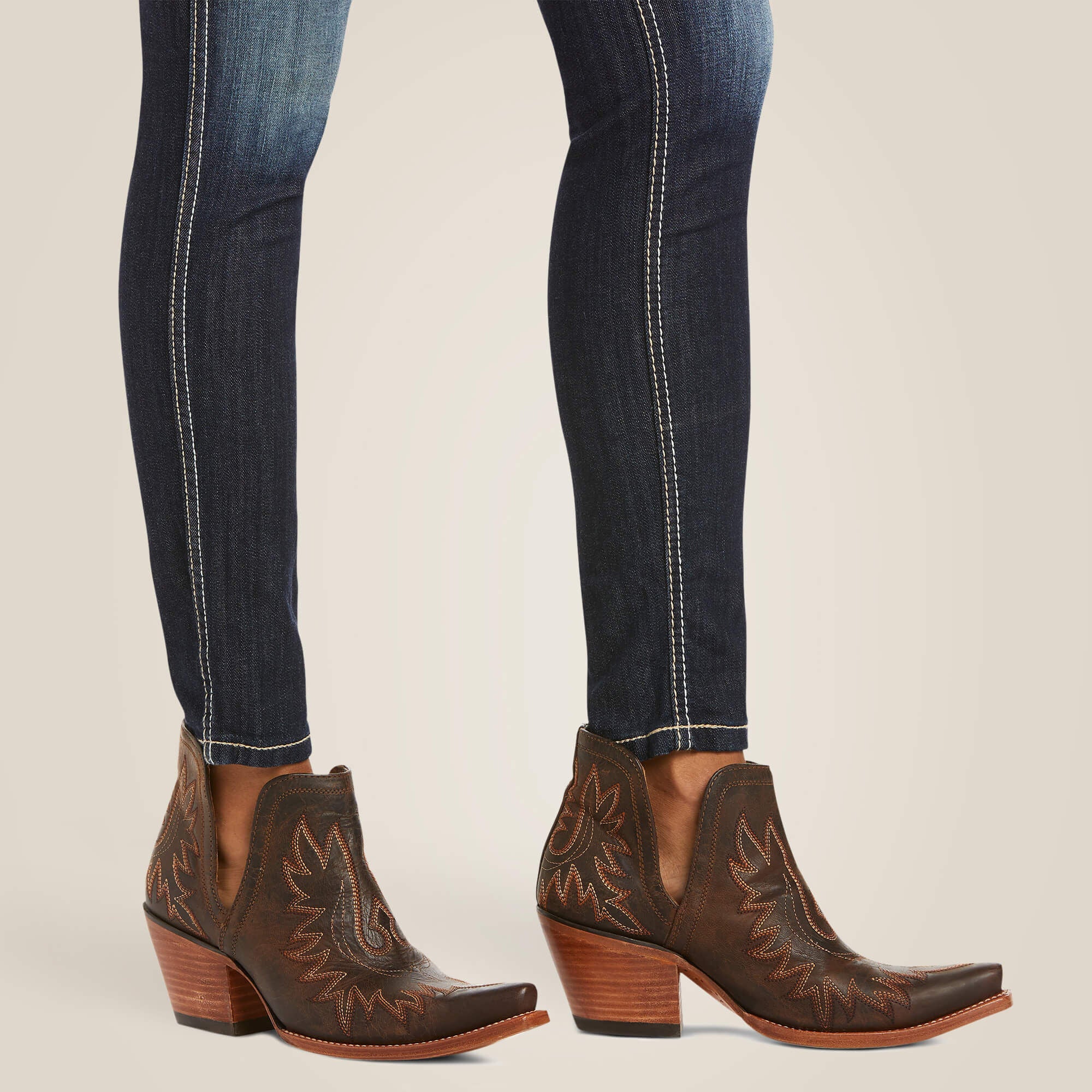 Ariat R.E.A.L. Mid Rise Stretch Outseam Ella Skinny Jean Trends