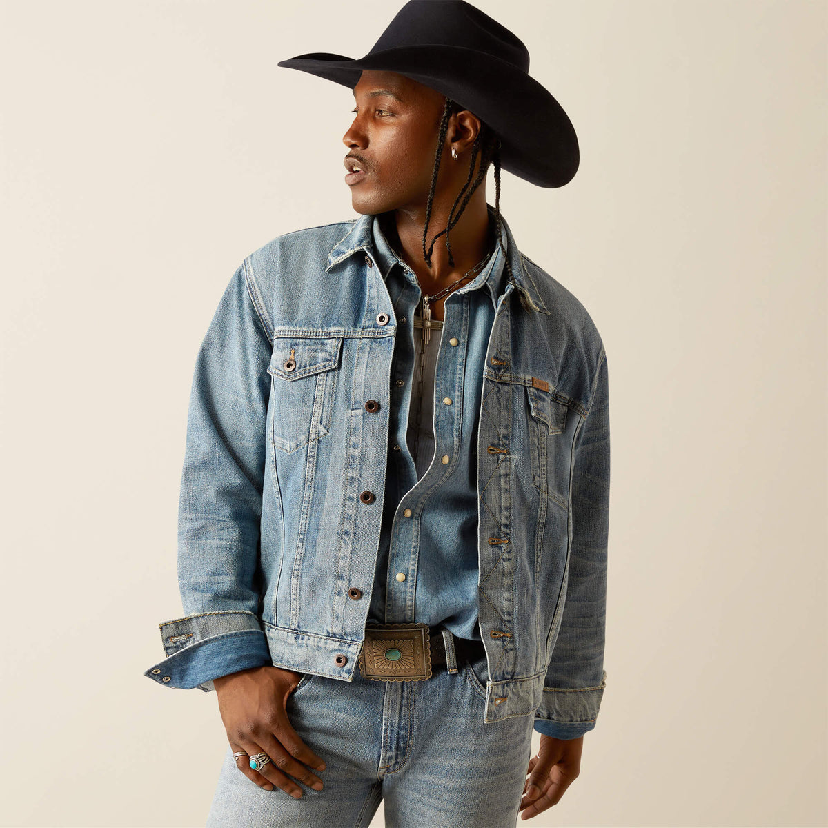 Ariat Everybody's Yellowstone Hometown Denim Jacket Trends